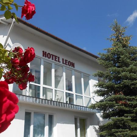 Hotel Leon Biala Podlaska Exterior photo