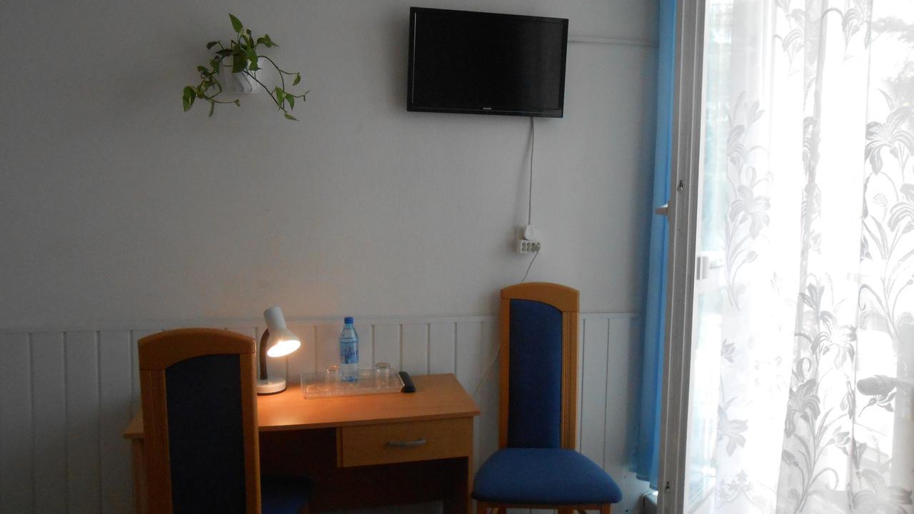 Hotel Leon Biala Podlaska Exterior photo